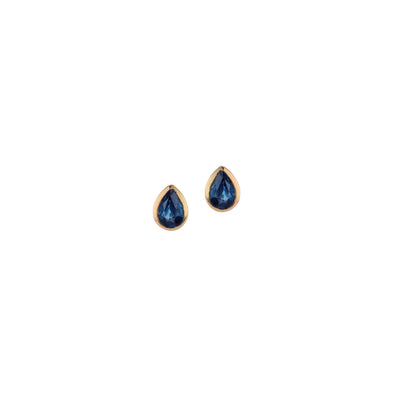 Blue sapphire stud earrings set in 18k gold